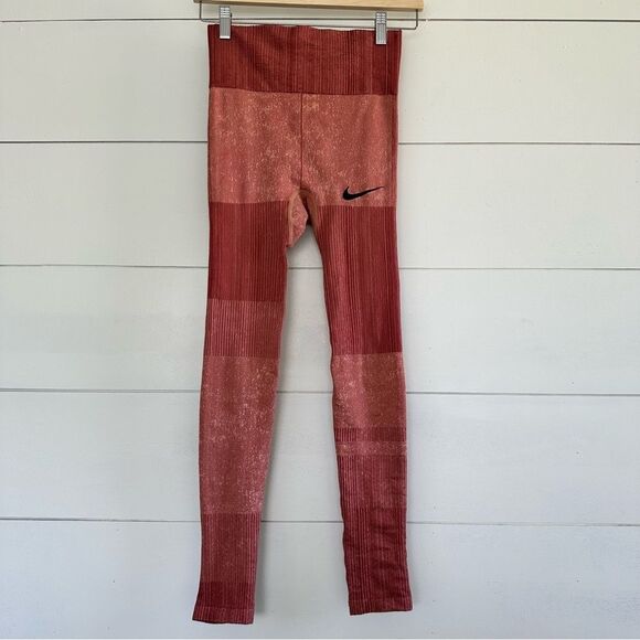 Nike City Women’s Small Ready Energy Knit Workout Leggings - Picture 1 of 6